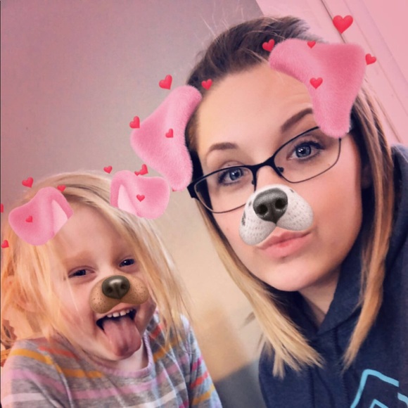 Meet your Posher, Sarah - Picture 2 of 5